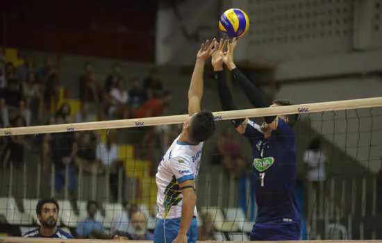 Superliga Banco do Brasil Masculina: Sada Cruzeiro vence Sesc RJ fora de casa