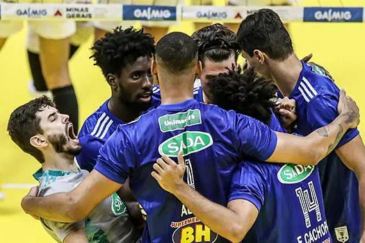 Sada Cruzeiro estreia com vitória sobre o Vedacit/Vôlei Guarulhos na Superliga