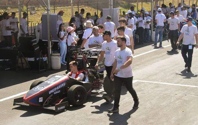 Fórmula SAE BRASIL reúne mais de mil estudantes nas pistas do ECPA