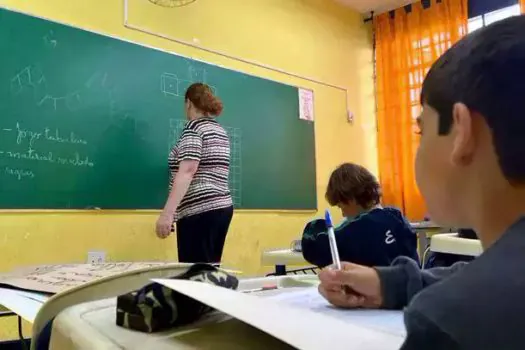 Setembro amarelo alerta para a saúde mental dos educadores