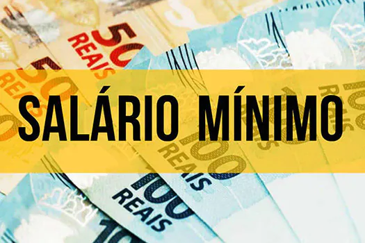 Salário mínimo não terá aumento real em 2021, só a correção pela inflação_x000D_