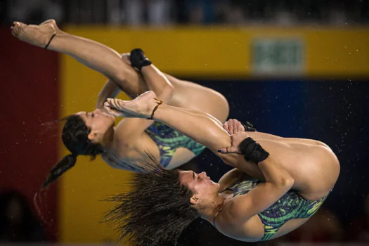 Ingrid Oliveira fatura o ouro no GP do Canadá de saltos ornamentais