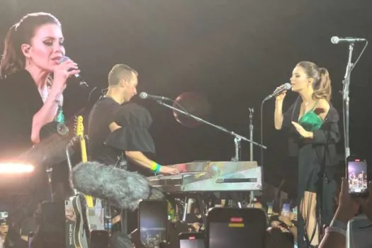 Sandy divide palco com Coldplay em SP e canta sucessos com Chris Martin