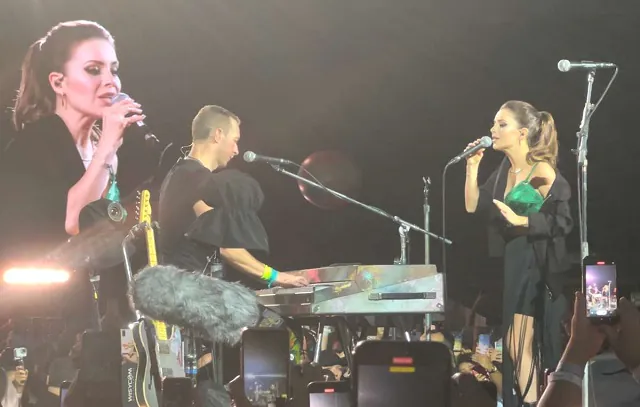 Sandy divide palco com Coldplay em SP e canta sucessos com Chris Martin