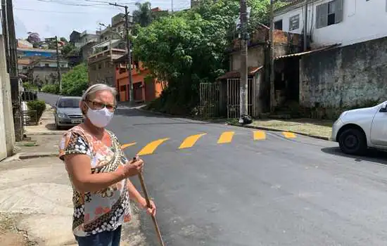 Ribeirão Pires finaliza recapeamento da Rua Santinho Gianasi