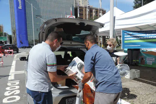 Santo André recebe drive-thru sustentável para descarte de resíduos eletroeletrônicos