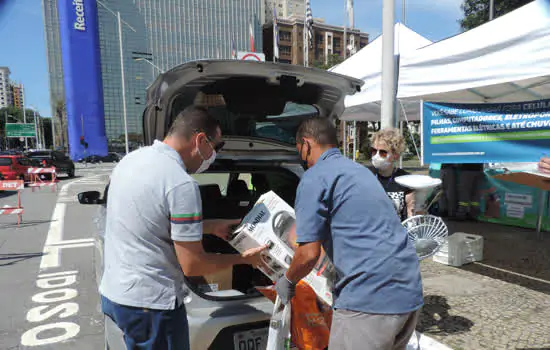 Santo André recebe drive-thru sustentável para descarte de resíduos eletroeletrônicos