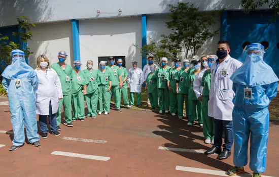 Hospital de campanha de Santo André oferece atendimento humanizado