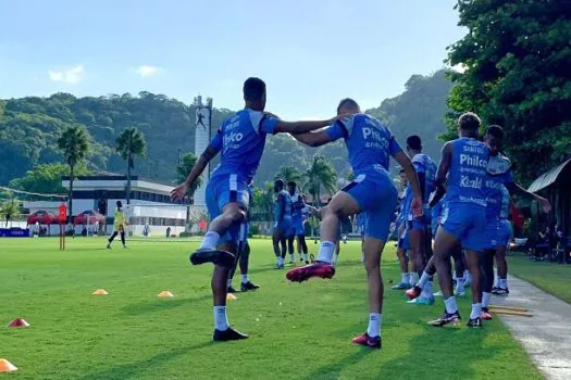 Santos aprimora cruzamentos, finalizações e torcida cobra ‘simulação de jogos’