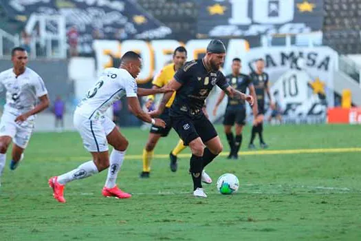 Com um a menos, Santos consegue empate com o Ceará na Vila Belmiro