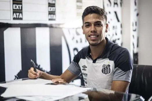 Santos anuncia contratação de Nonato e chega a cinco reforços na janela de transferências