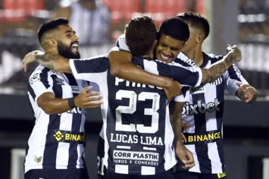 Santos vence Botafogo-SP na Vila e avança na Copa do Brasil