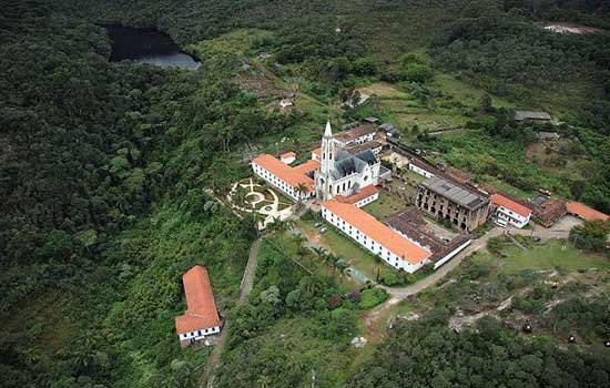 Santuário do Caraça é destino seguro para aproveitar o mês de janeiro