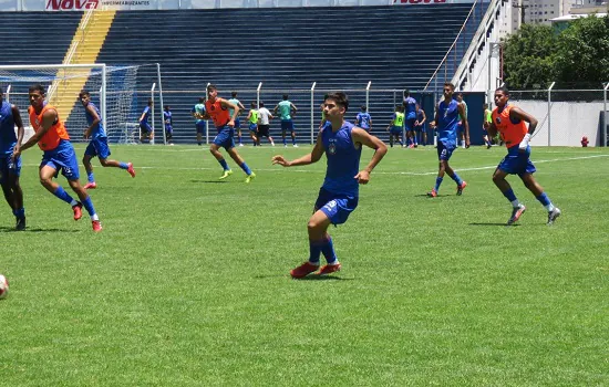 Equipe sub 20 trabalha pensando na decisão de quinta diante do Palmeiras