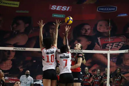 Superliga Banco do Brasil: No tie-break, São Paulo/Barueri vence Sesi Vôlei Bauru