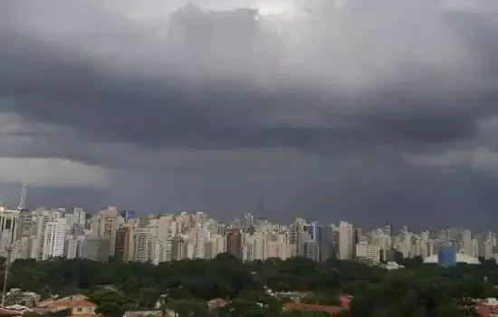 Feriadão de 12 de outubro será marcado por temporais no Brasil