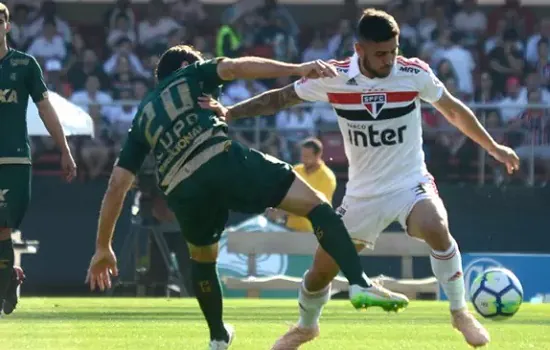 São Paulo visita o América-MG precisando vencer e fazer contas pela Libertadores