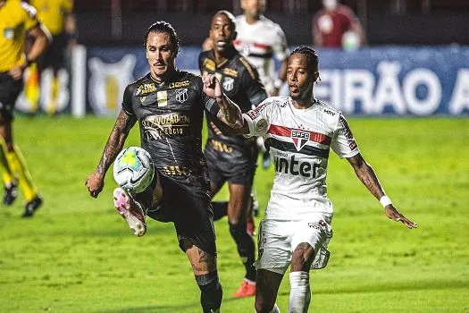 Com dois gols nos acréscimos e falha de Volpi, São Paulo e Ceará empatam no Morumbi