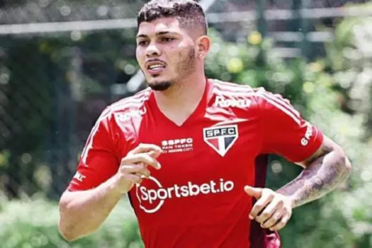 São Paulo faz último jogo-treino e deve ter Erison para estreia na Sul-Americana