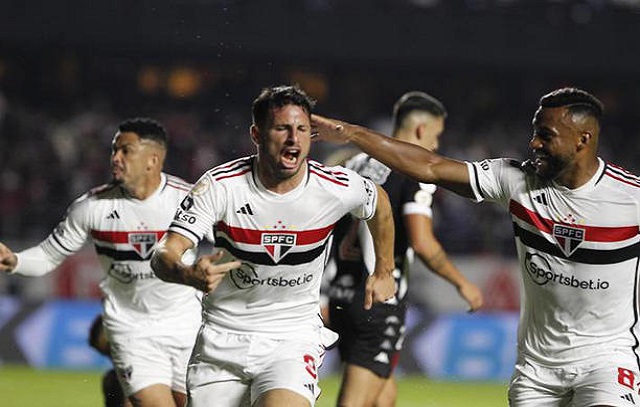 São Paulo inicia contra Goiás sequência de jogos no Morumbi