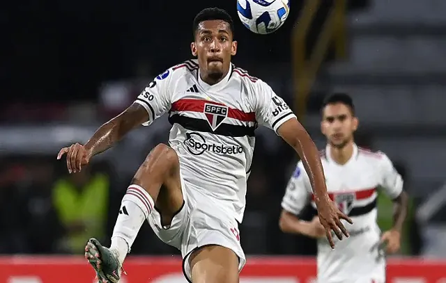 São Paulo aposta na força da torcida contra o Vasco para continuar irretocável no Morumbi