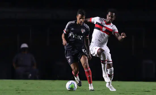 Jogando no Morumbi