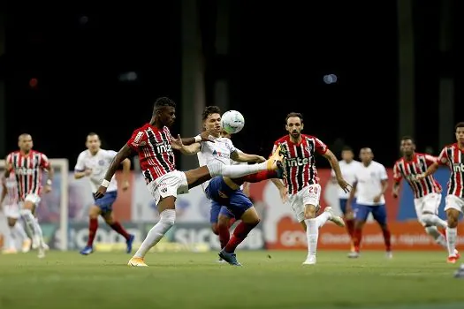 São Paulo vence Bahia fora de casa e chega a segunda colocação