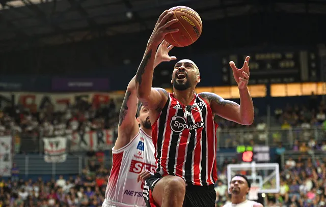 São Paulo derrota Franca no Pedrocão e leva final do NBB para o 5º jogo