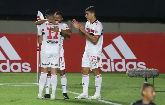 São Paulo derrota Santo André e alcança 6ª vitória seguida