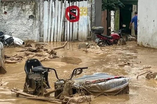 Mortes após chuva no litoral de SP chegam a 36; 228 pessoas estão desalojadas