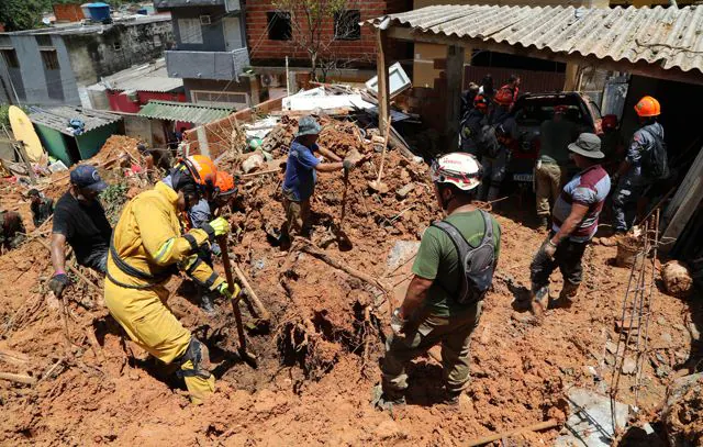 Justiça concede liminar para Estado remover moradores das áreas de risco em São Sebastião