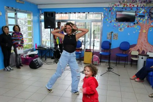 Caps Infantojuvenil de Santo André leva cultura na primeira edição do Sarau Barulho