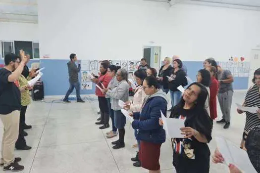 Sarau com estudantes é destaque na programação da Feira Literária de Diadema