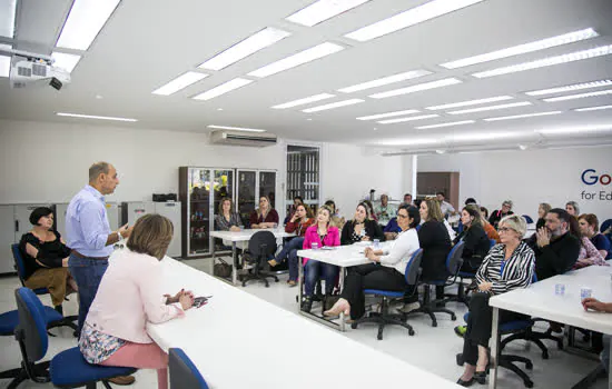 Programa Saúde Acolhedora orienta profissionais para a humanização do setor