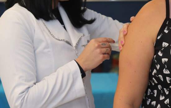 Prorrogadas campanhas de vacinação contra o Sarampo e a Influenza