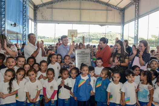 São Bernardo entrega revitalização de escola do Jardim Jussara