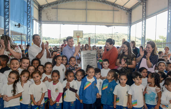 São Bernardo entrega revitalização de escola do Jardim Jussara