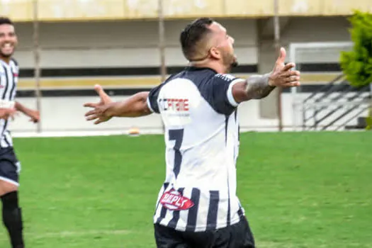 Após gol e assistência, Renatinho exalta vitória do Cachorrão