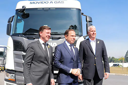 Com Doria e Morando, Scania anuncia R$ 1,4 bilhão de investimentos em São Bernardo