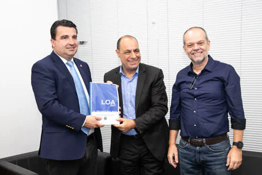 Auricchio apresenta projeto da Lei Orçamentária Anual à Câmara