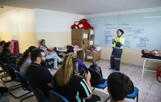 São Caetano capacita médicos e enfermeiros da Atenção Básica para emergências