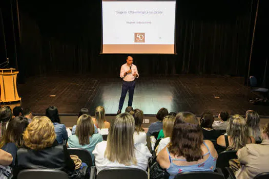 São Caetano capacita professores para testes de acuidade visual em alunos