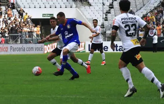 Azulão sai na frente contra Timão