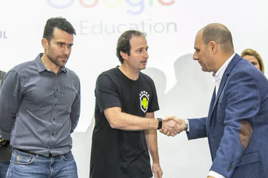 Em parceria com o Google, São Caetano lança programa de educação tecnológica