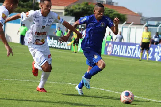 No Anacleto Campanella, São Caetano fica no empate com Monte Azul