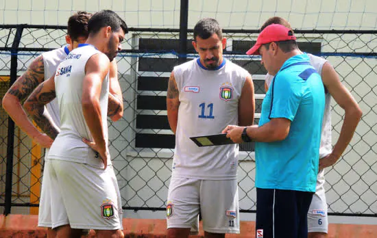 Azulão faz jogo decisivo com Guarani pelo Paulistão