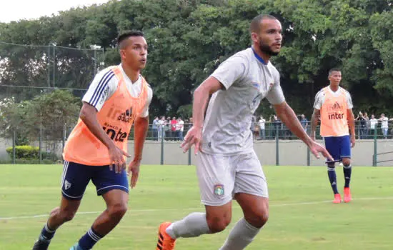 São Caetano vence jogo-treino contra o São Paulo