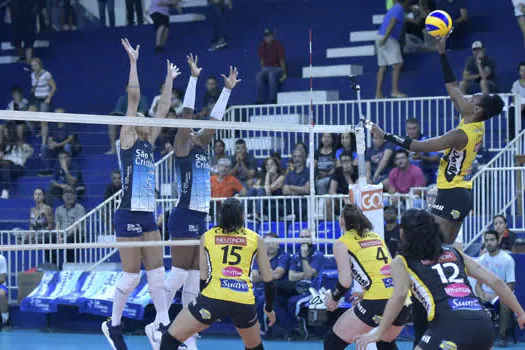 Superliga Banco do Brasil: Dentil/Praia Clube vence São Cristóvão Saúde/São Caetano