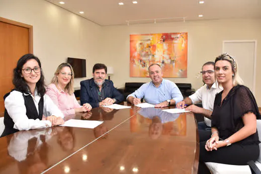 Ribeirão Pires celebra parceria com Sebrae-SP para fortalecer MPEs