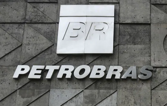 Petrobras assina acordo com o Cade para venda de refinarias